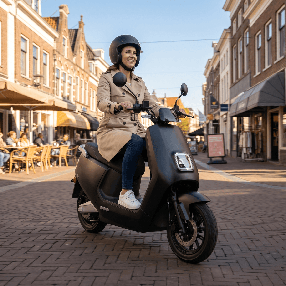 IVA E-GO S8 Matzwart