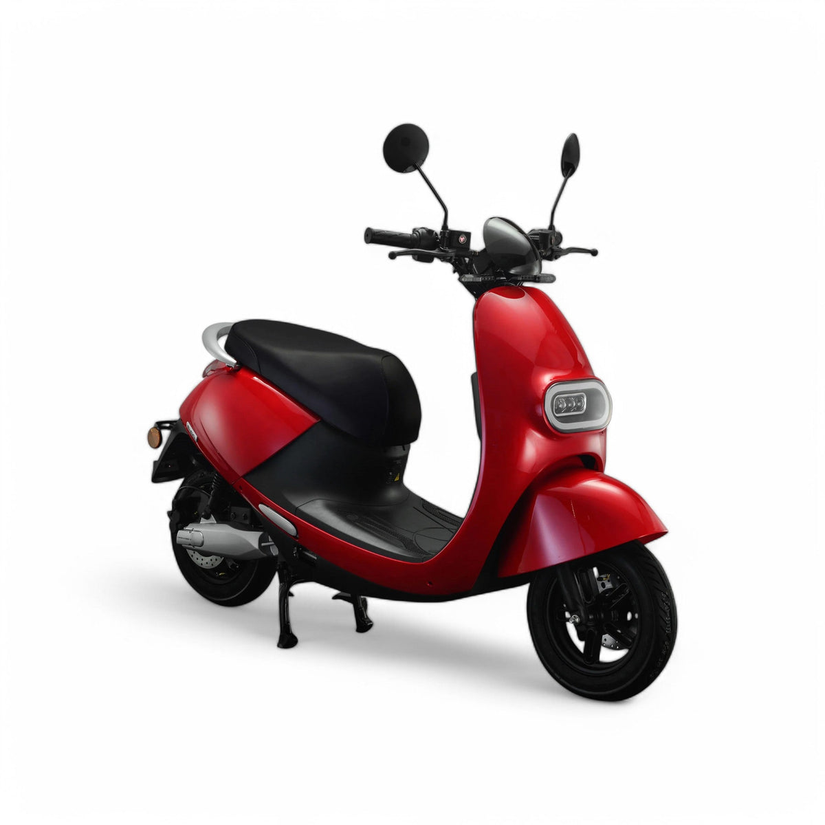 Rode IVA E-GO S3 elektrische scooter met 25 km/h snelheidslimiet, geschikt voor stadsvervoer en recreatief gebruik.